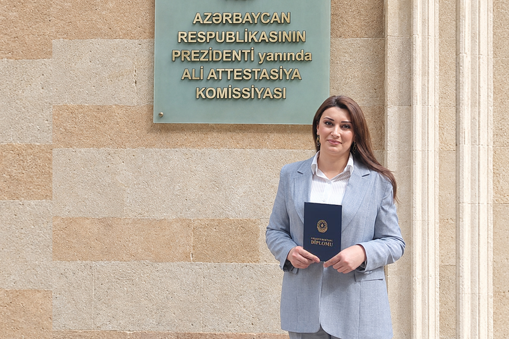 Doktorant Günay İsmayılovaya fəlsəfə doktoru elmi dərəcəsi verilib
