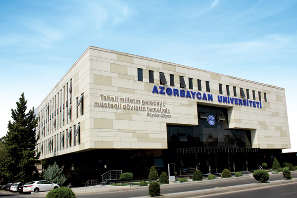 Azərbaycan Universiteti təkrar ali təhsil almaq istəyən şəxslər üçün sənəd qəbulu elan edir