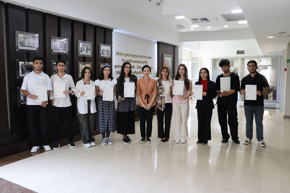 Bu il Azərbaycan Universitetinin 14 tələbəsi PTE sertifikatını əldə edib