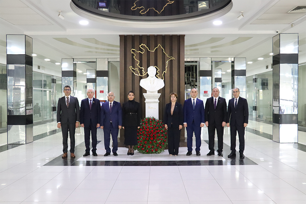 Azərbaycan Universitetində “Azərbaycanın müstəqilliyi əbədidir, dönməzdir” mövzusunda konfrans keçirilib