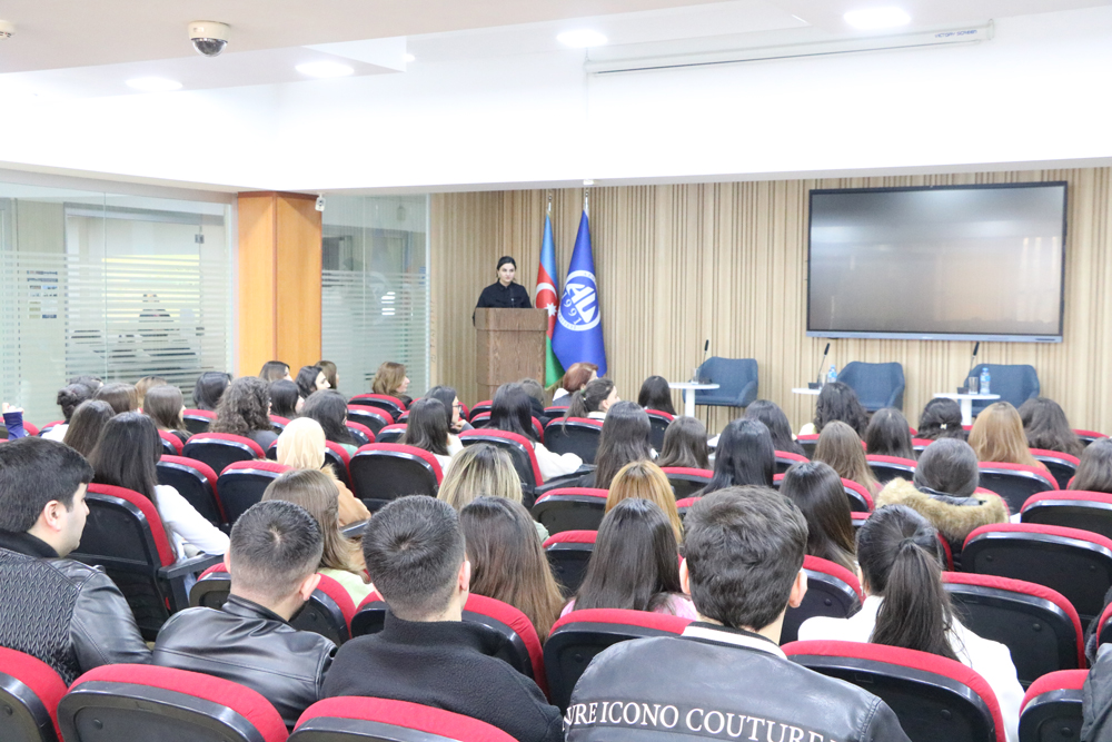 Azərbaycan Universitetində bakalavriat tələbələrinin istehsalat təcrübəsi başlayıb