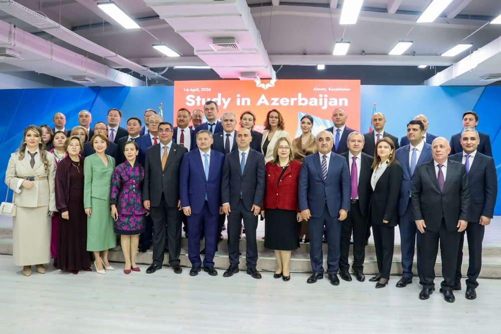 Azərbaycan Universiteti Qazaxıstanda keçirilən “Study in Azerbaijan” təhsil sərgisində təmsil olunur