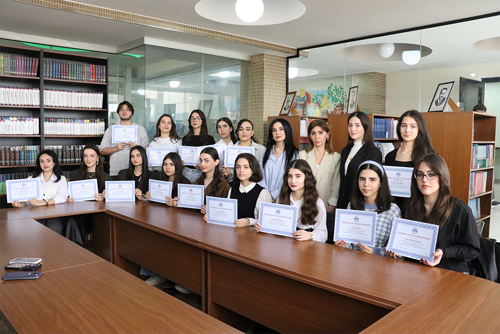 Azərbaycan Universitetində  “Konstitusiya və Suverenlik İli“nə həsr olunmuş esse müsabiqəsi keçirilib